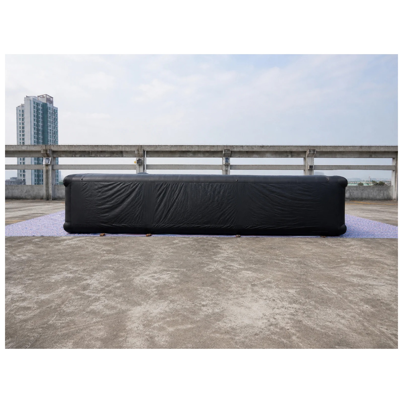 Large Plain Black Inflatable M - огляд і ціна Kids Outdoor Games